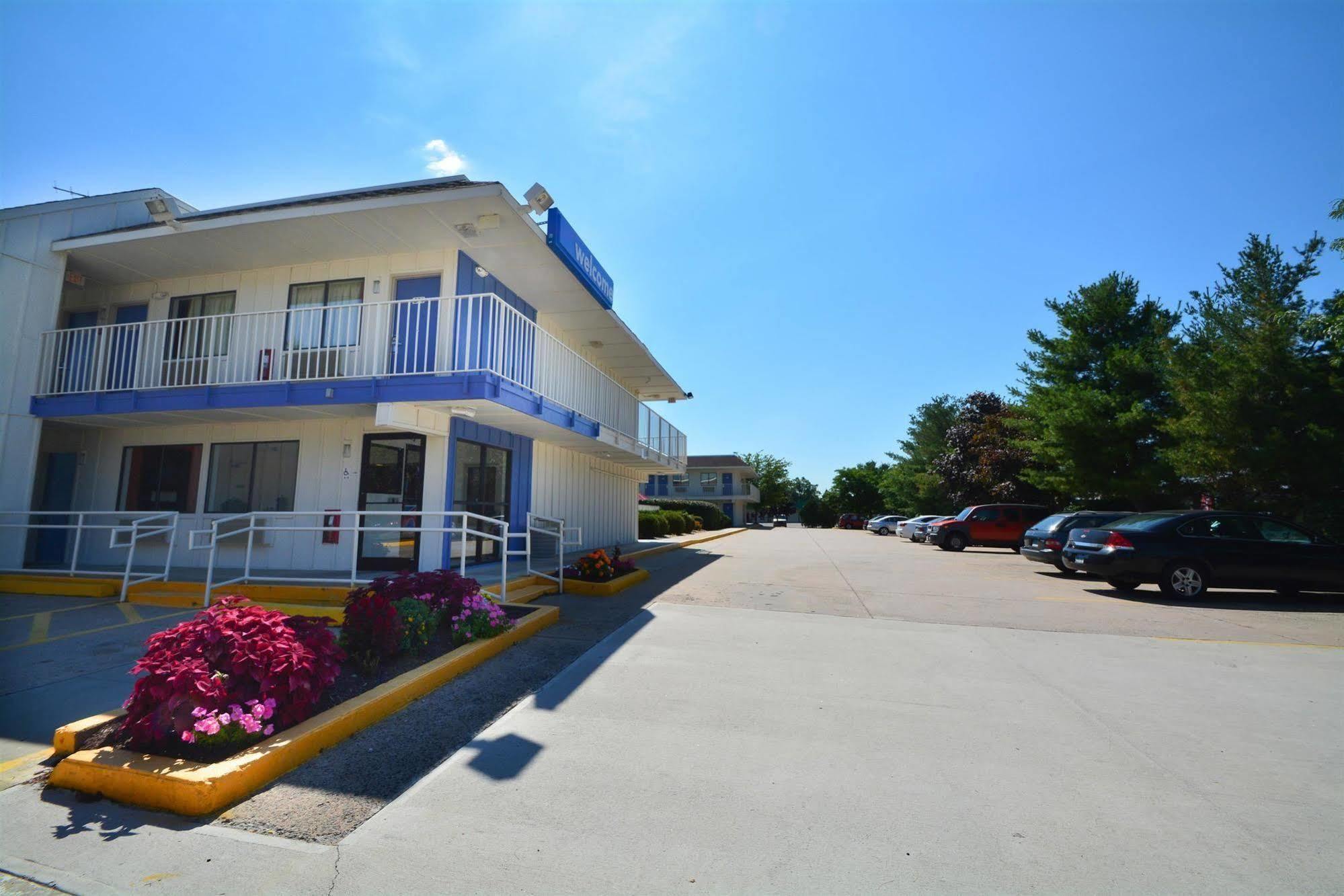 Motel 6-Windsor Locks, Ct - Hartford Екстериор снимка